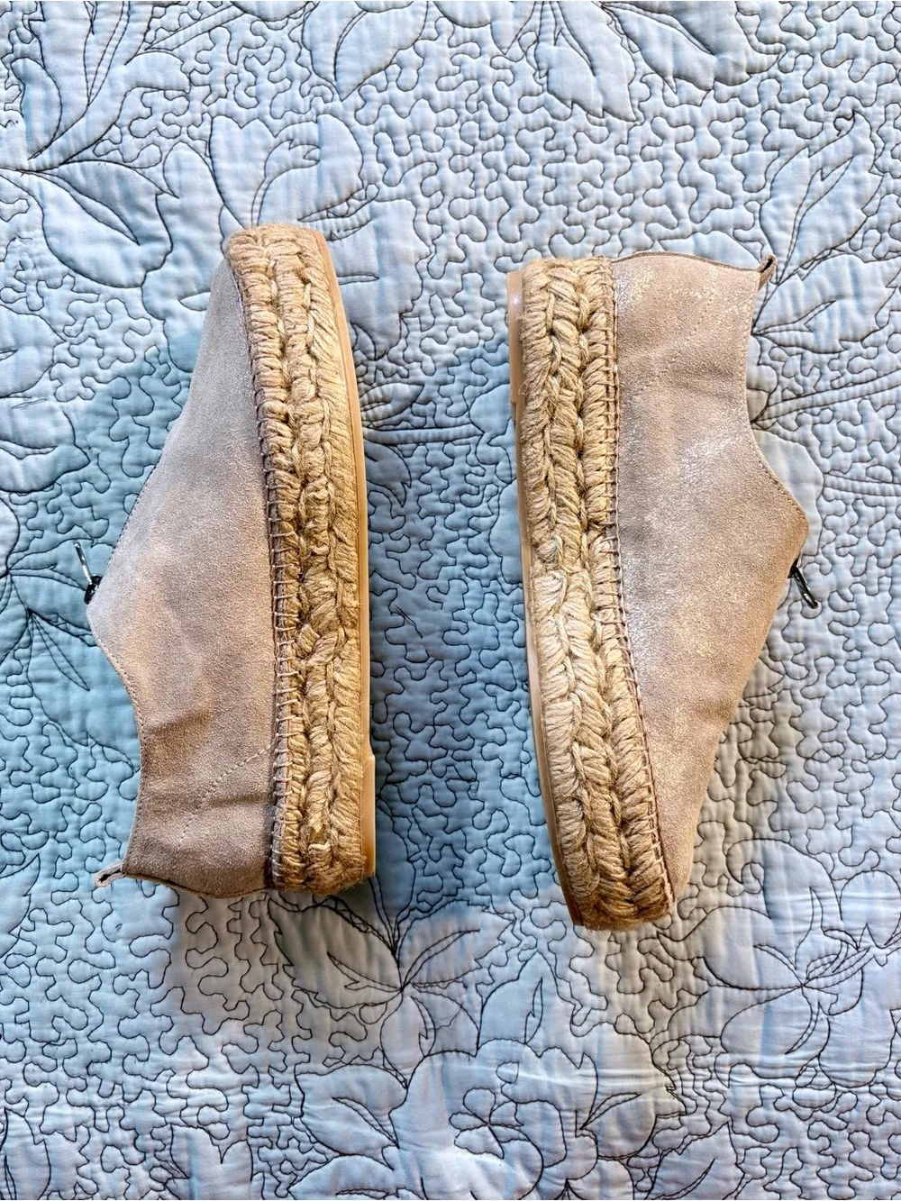 Eric Michael Serena Shimmer Suede Zip Front Platform Espadrilles US 8 (EU 38)🧡